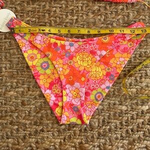 Kulani Kinis Full Coverage Bikini Bottom |SUNNY SANGRIA |Small |NEW without tags